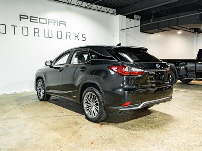 2022 Lexus RX 450h Luxury   - Photo 8 - Peoria, IL 61615