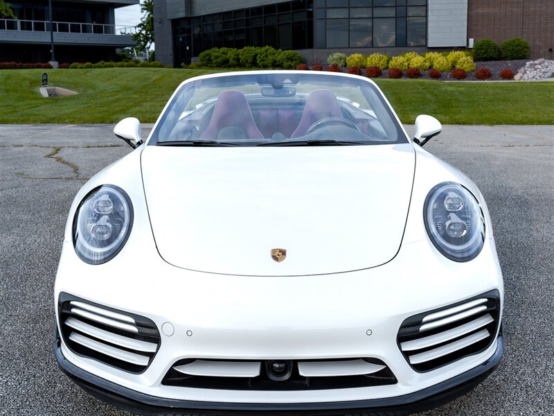 2019 Porsche 911 Turbo S  