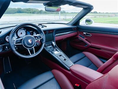 2019 Porsche 911 Turbo S   - Photo 3 - Peoria, IL 61615