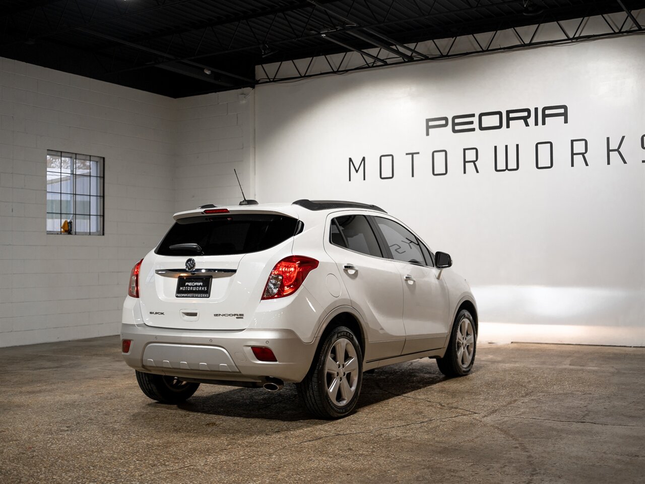 2015 Buick Encore Premium - Photo 13 - Peoria, IL 61615