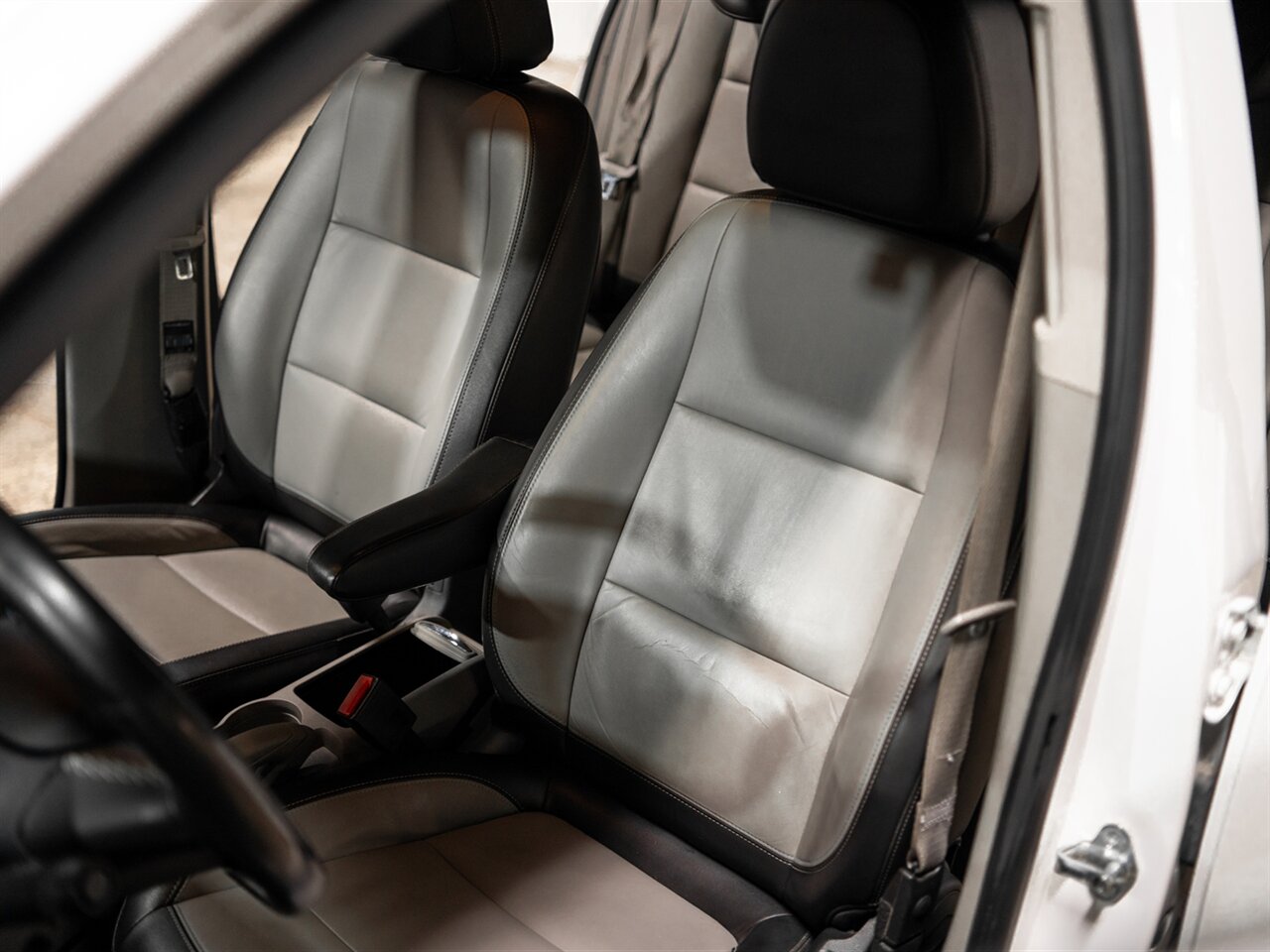 2015 Buick Encore Premium - Photo 29 - Peoria, IL 61615