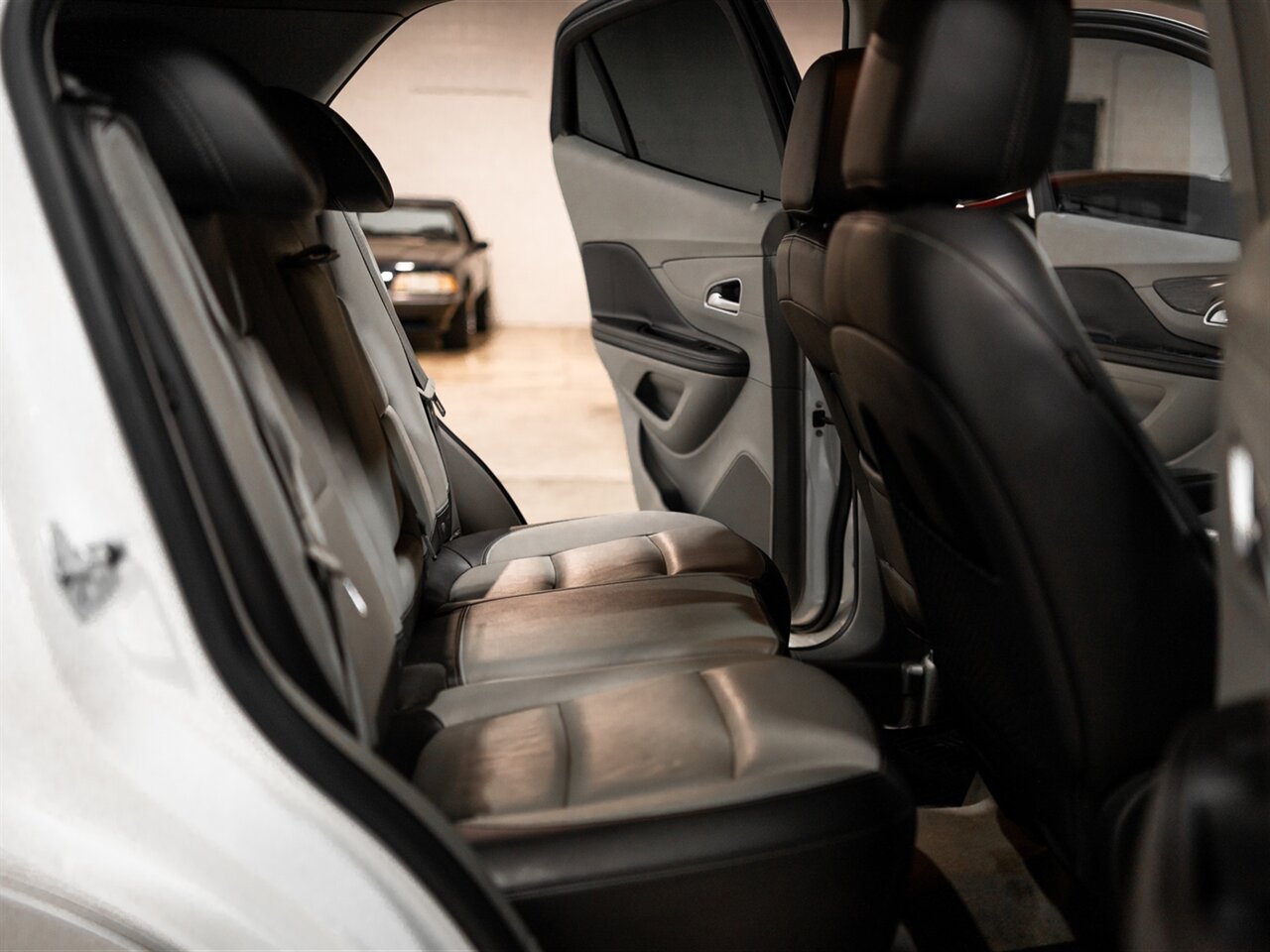 2015 Buick Encore Premium - Photo 45 - Peoria, IL 61615