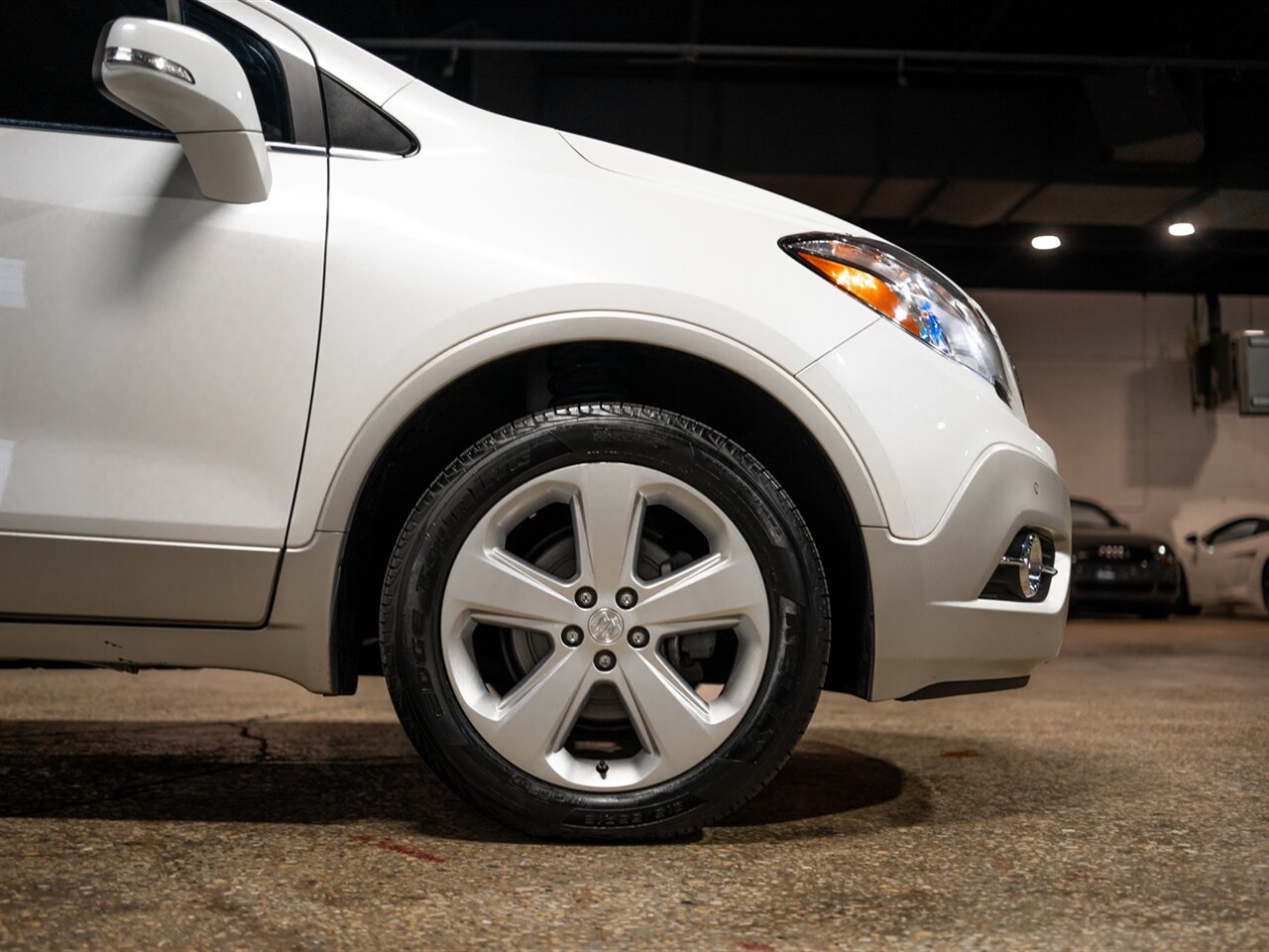 2015 Buick Encore Premium - Photo 16 - Peoria, IL 61615