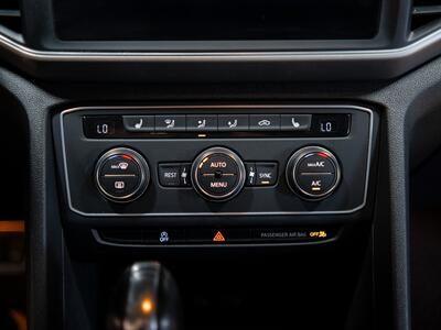 2019 Volkswagen Atlas V6 SE R-Line 4Motion - Photo 27 - Peoria, IL 61615