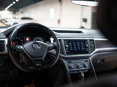 2019 Volkswagen Atlas V6 SE R-Line 4Motion - Photo 20 - Peoria, IL 61615