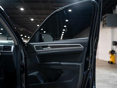 2019 Volkswagen Atlas V6 SE R-Line 4Motion - Photo 36 - Peoria, IL 61615