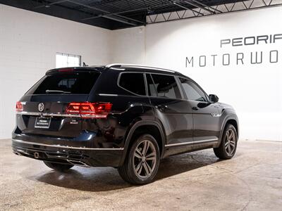 2019 Volkswagen Atlas V6 SE R-Line 4Motion - Photo 9 - Peoria, IL 61615