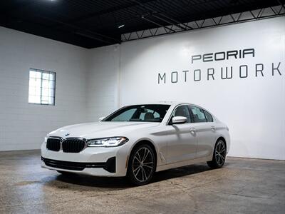 2022 BMW 5 Series 530i xDrive - Photo 4 - Peoria, IL 61615