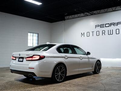 2022 BMW 5 Series 530i xDrive - Photo 8 - Peoria, IL 61615