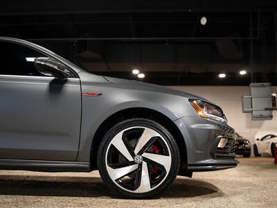 2017 Volkswagen Jetta 2.0T GLI - Photo 12 - Peoria, IL 61615