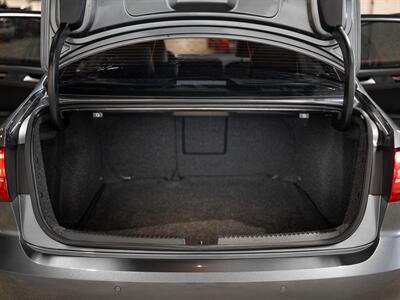 2017 Volkswagen Jetta 2.0T GLI - Photo 24 - Peoria, IL 61615