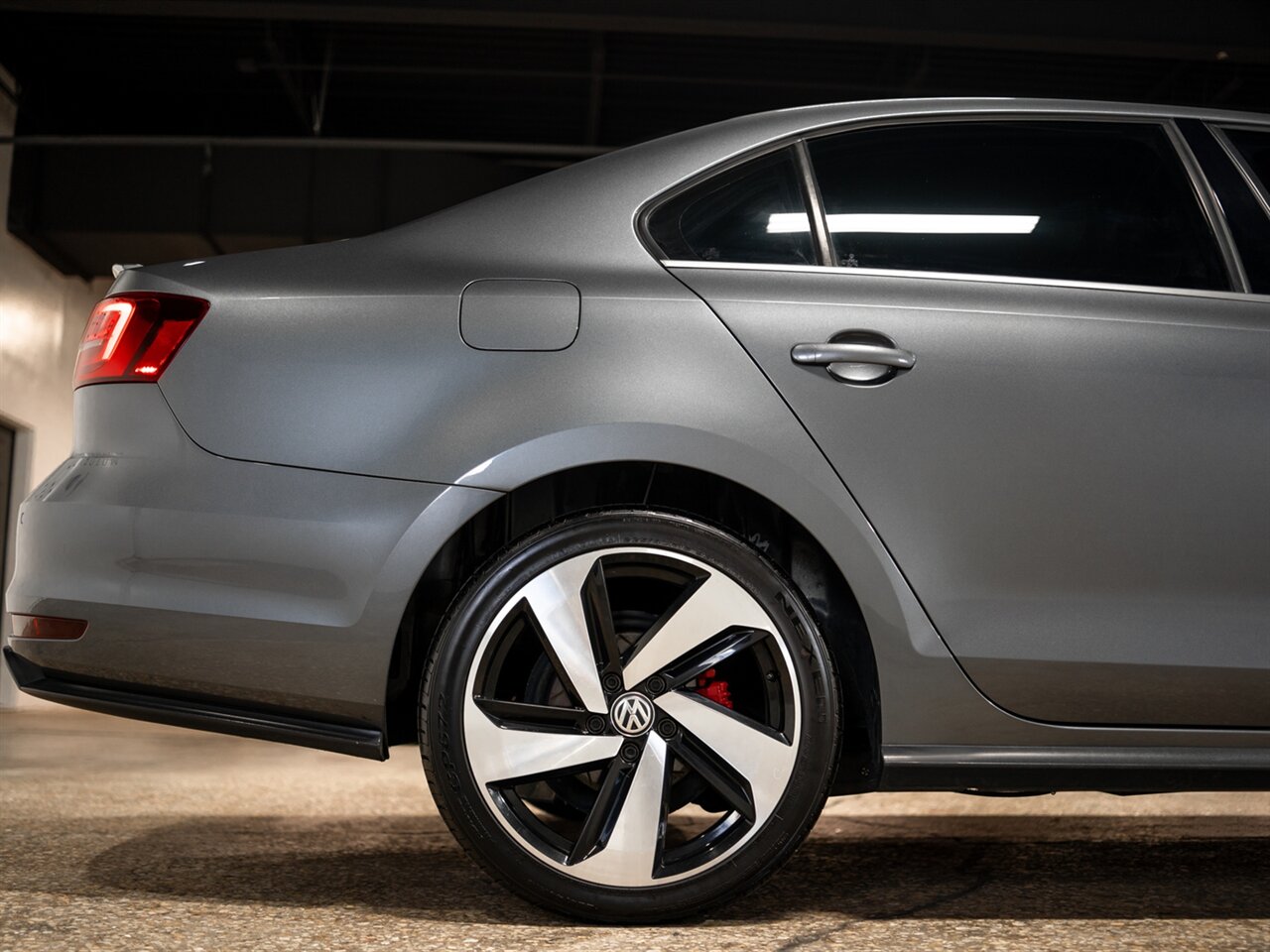 2017 Volkswagen Jetta 2.0T GLI - Photo 11 - Peoria, IL 61615