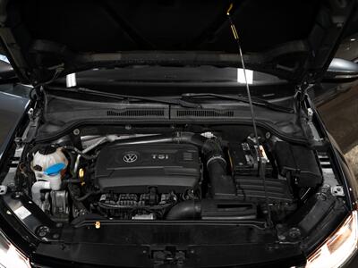 2017 Volkswagen Jetta 2.0T GLI - Photo 23 - Peoria, IL 61615