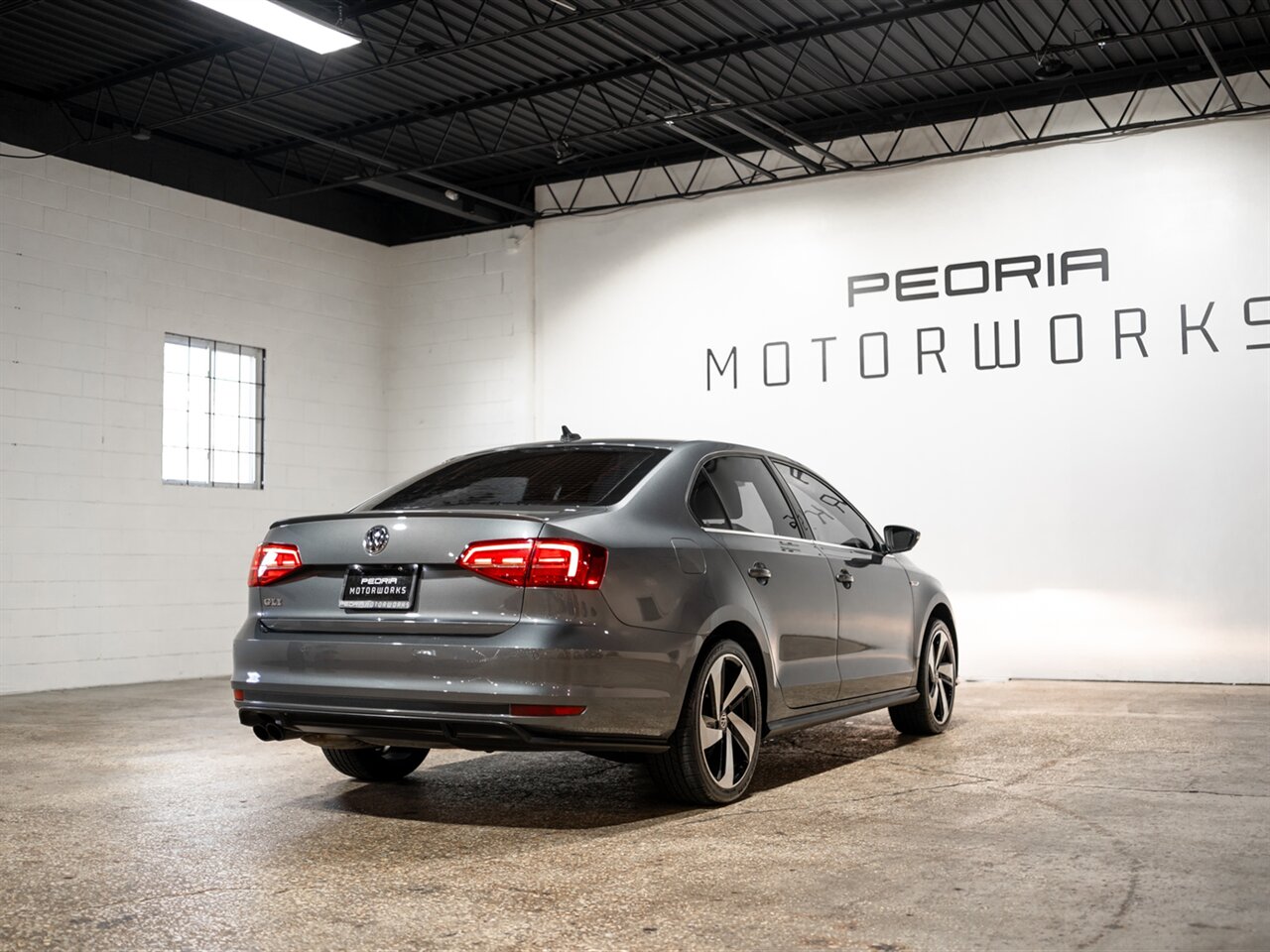 2017 Volkswagen Jetta 2.0T GLI - Photo 7 - Peoria, IL 61615