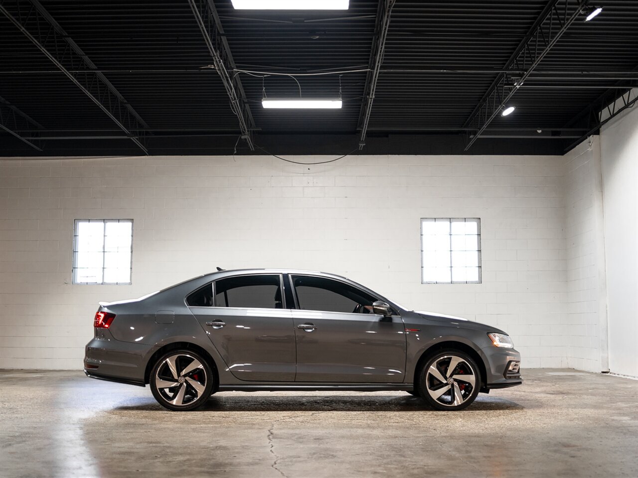 2017 Volkswagen Jetta 2.0T GLI - Photo 9 - Peoria, IL 61615