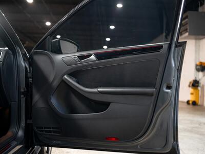 2017 Volkswagen Jetta 2.0T GLI - Photo 40 - Peoria, IL 61615