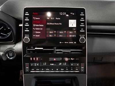 2019 Toyota Avalon Touring   - Photo 28 - Peoria, IL 61615