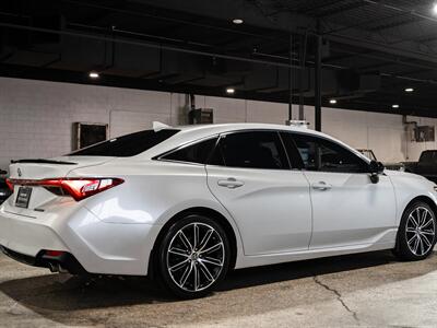 2019 Toyota Avalon Touring   - Photo 12 - Peoria, IL 61615