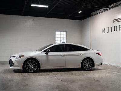 2019 Toyota Avalon Touring   - Photo 5 - Peoria, IL 61615