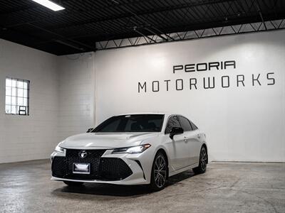 2019 Toyota Avalon Touring   - Photo 3 - Peoria, IL 61615