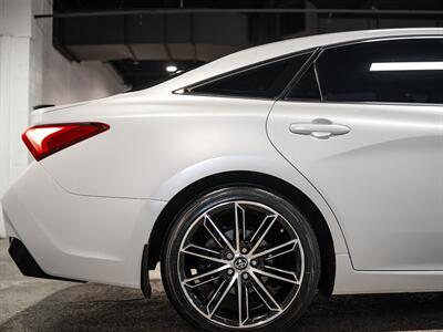 2019 Toyota Avalon Touring   - Photo 21 - Peoria, IL 61615