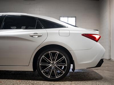 2019 Toyota Avalon Touring   - Photo 20 - Peoria, IL 61615