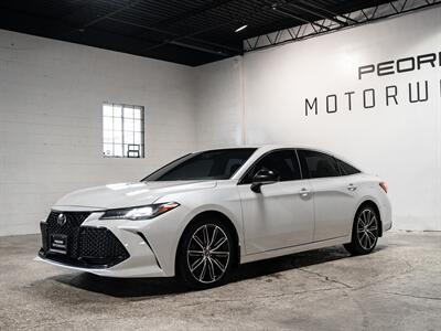 2019 Toyota Avalon Touring   - Photo 4 - Peoria, IL 61615