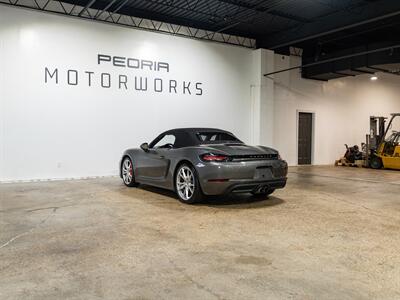 2017 Porsche 718 Boxster S - Photo 8 - Peoria, IL 61615