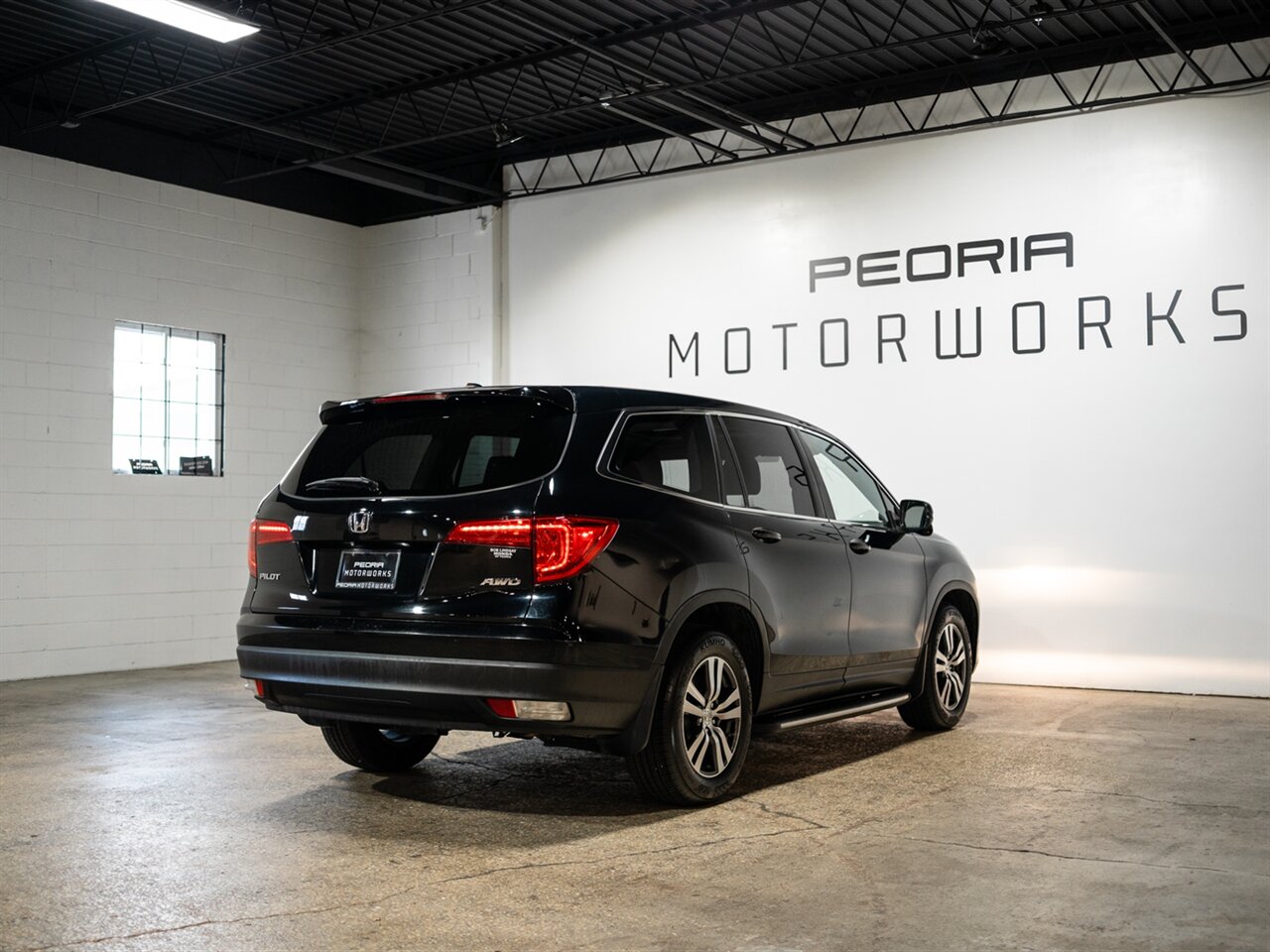 2016 Honda Pilot EX-L - Photo 7 - Peoria, IL 61615