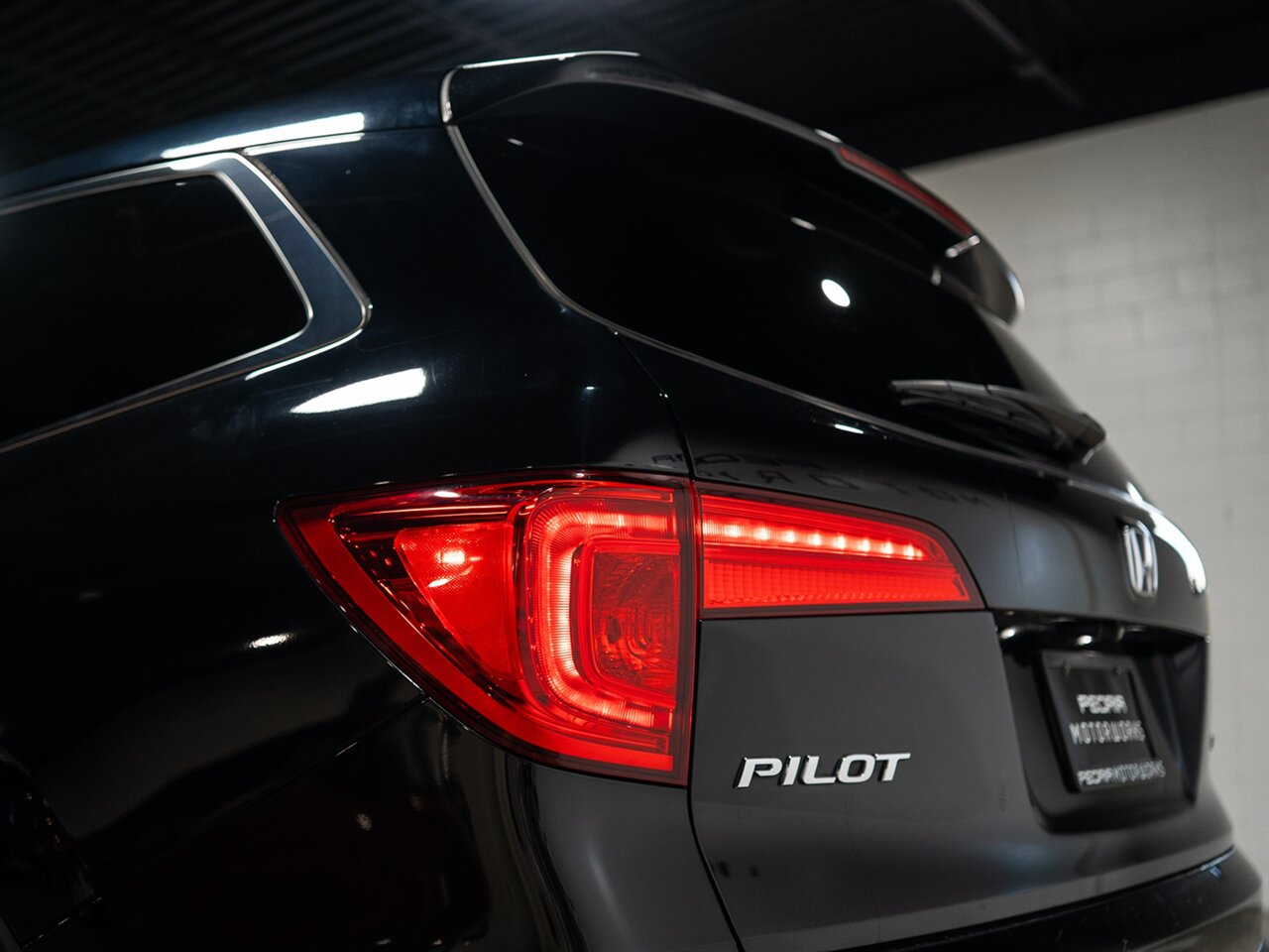 2016 Honda Pilot EX-L - Photo 5 - Peoria, IL 61615