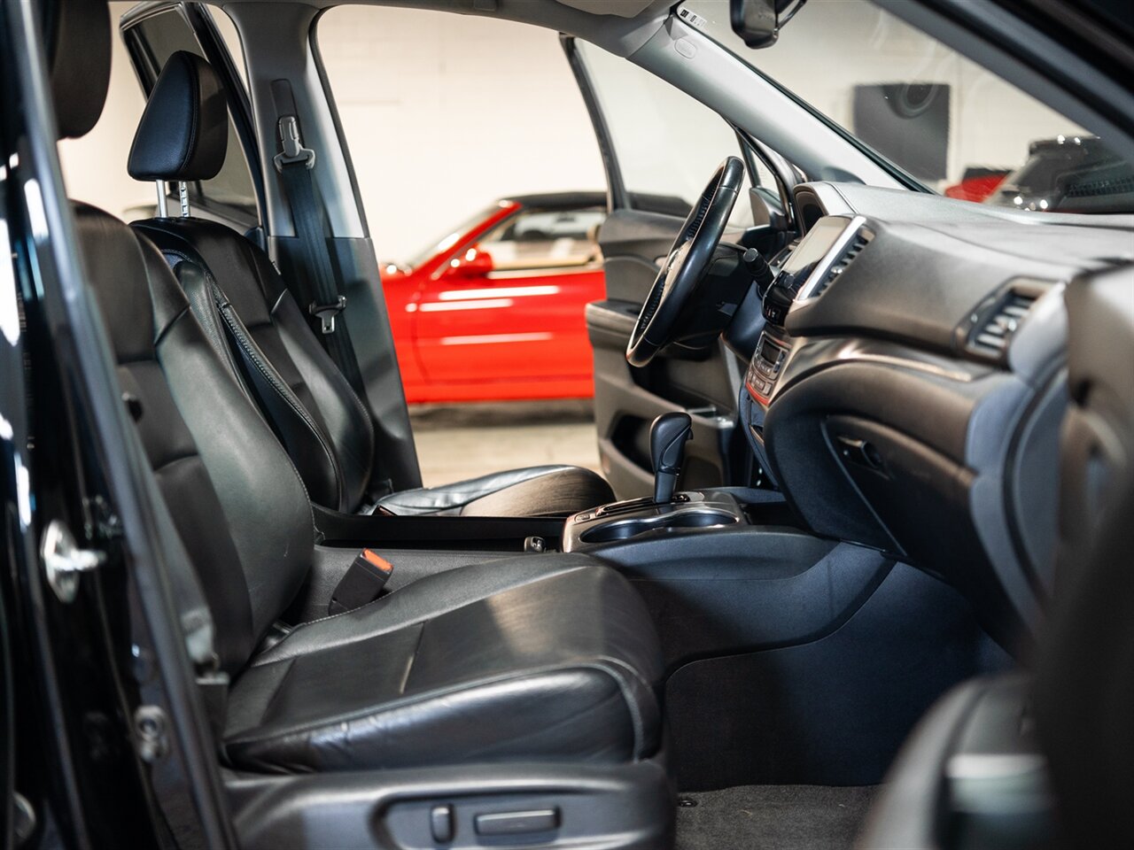 2016 Honda Pilot EX-L - Photo 17 - Peoria, IL 61615