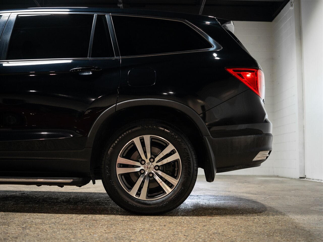 2016 Honda Pilot EX-L - Photo 6 - Peoria, IL 61615