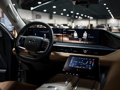 2025 INFINITI QX80 Sensory - Photo 24 - Peoria, IL 61615