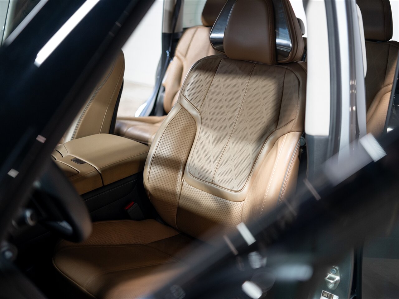 2025 INFINITI QX80 Sensory - Photo 26 - Peoria, IL 61615
