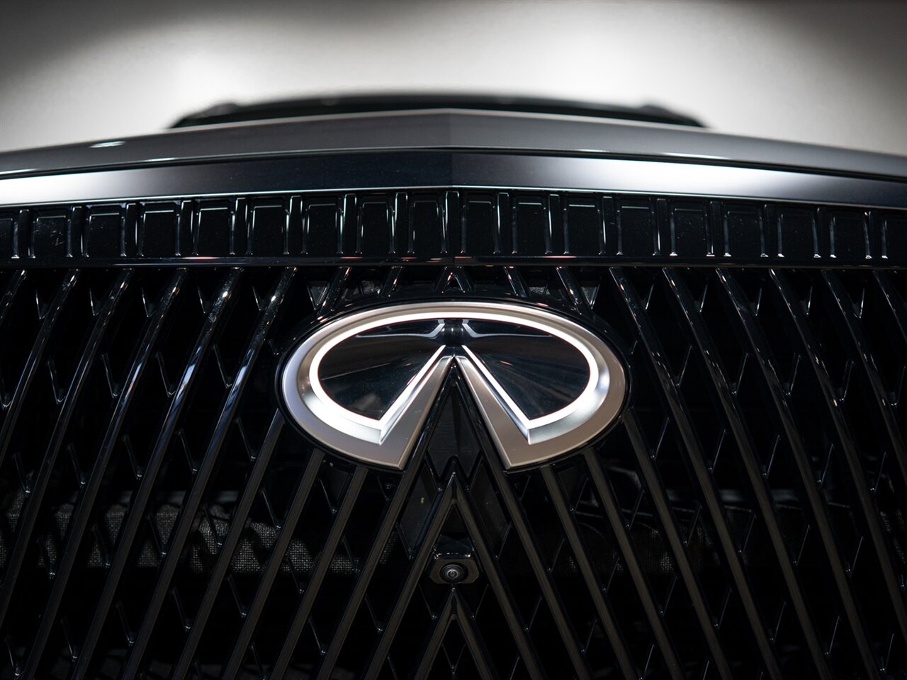 2025 INFINITI QX80 Sensory - Photo 22 - Peoria, IL 61615