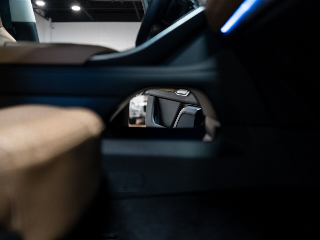 2025 INFINITI QX80 Sensory - Photo 50 - Peoria, IL 61615