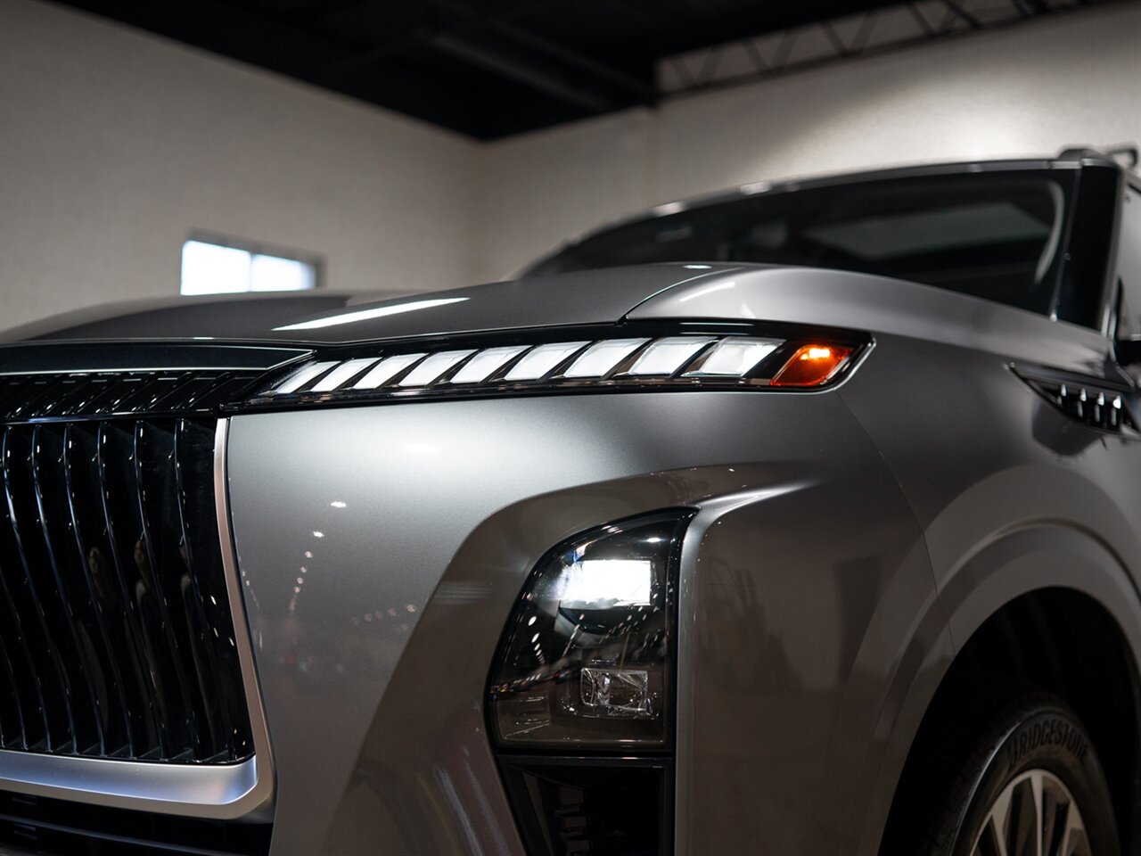 2025 INFINITI QX80 Sensory - Photo 6 - Peoria, IL 61615