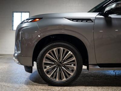 2025 INFINITI QX80 Sensory - Photo 12 - Peoria, IL 61615