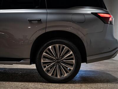 2025 INFINITI QX80 Sensory - Photo 13 - Peoria, IL 61615