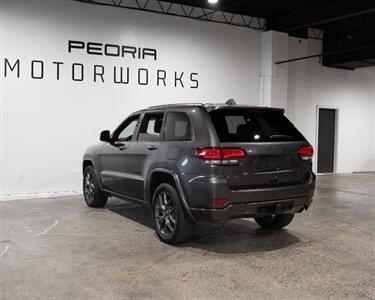 2021 Jeep Grand Cherokee 80th Anniversary Edition   - Photo 6 - Peoria, IL 61615