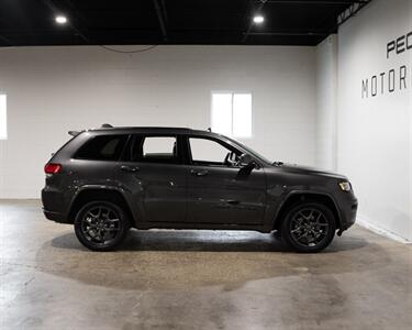 2021 Jeep Grand Cherokee 80th Anniversary Edition   - Photo 9 - Peoria, IL 61615