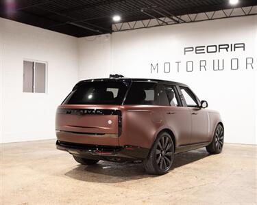 2024 Land Rover Range Rover P615 SV   - Photo 7 - Peoria, IL 61615