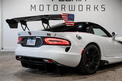 2013 Dodge SRT Viper GTS   - Photo 11 - Peoria, IL 61615