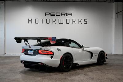 2013 Dodge SRT Viper GTS   - Photo 12 - Peoria, IL 61615