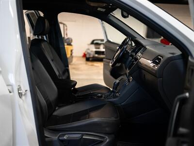 2021 Volkswagen Tiguan SE R-Line Black 4Motion   - Photo 22 - Peoria, IL 61615