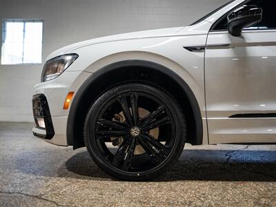 2021 Volkswagen Tiguan SE R-Line Black 4Motion   - Photo 12 - Peoria, IL 61615