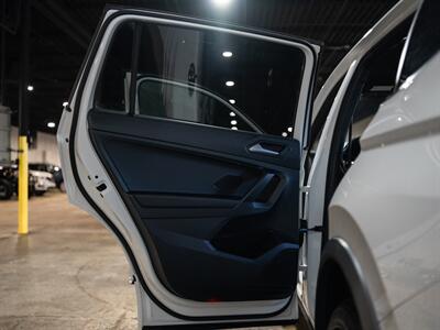 2021 Volkswagen Tiguan SE R-Line Black 4Motion   - Photo 38 - Peoria, IL 61615