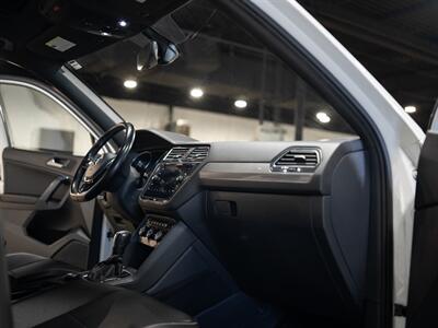 2021 Volkswagen Tiguan SE R-Line Black 4Motion   - Photo 21 - Peoria, IL 61615