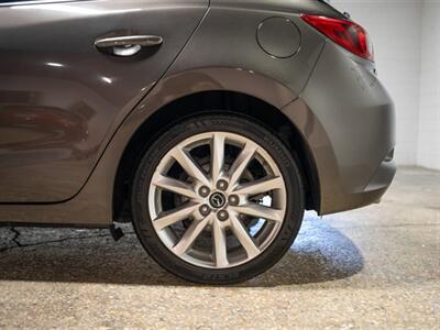 2017 Mazda Mazda3 Grand Touring   - Photo 13 - Peoria, IL 61615