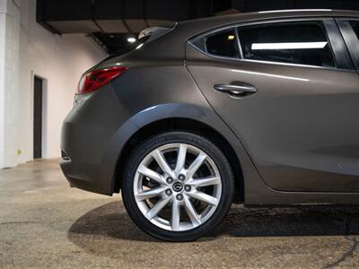 2017 Mazda Mazda3 Grand Touring   - Photo 14 - Peoria, IL 61615